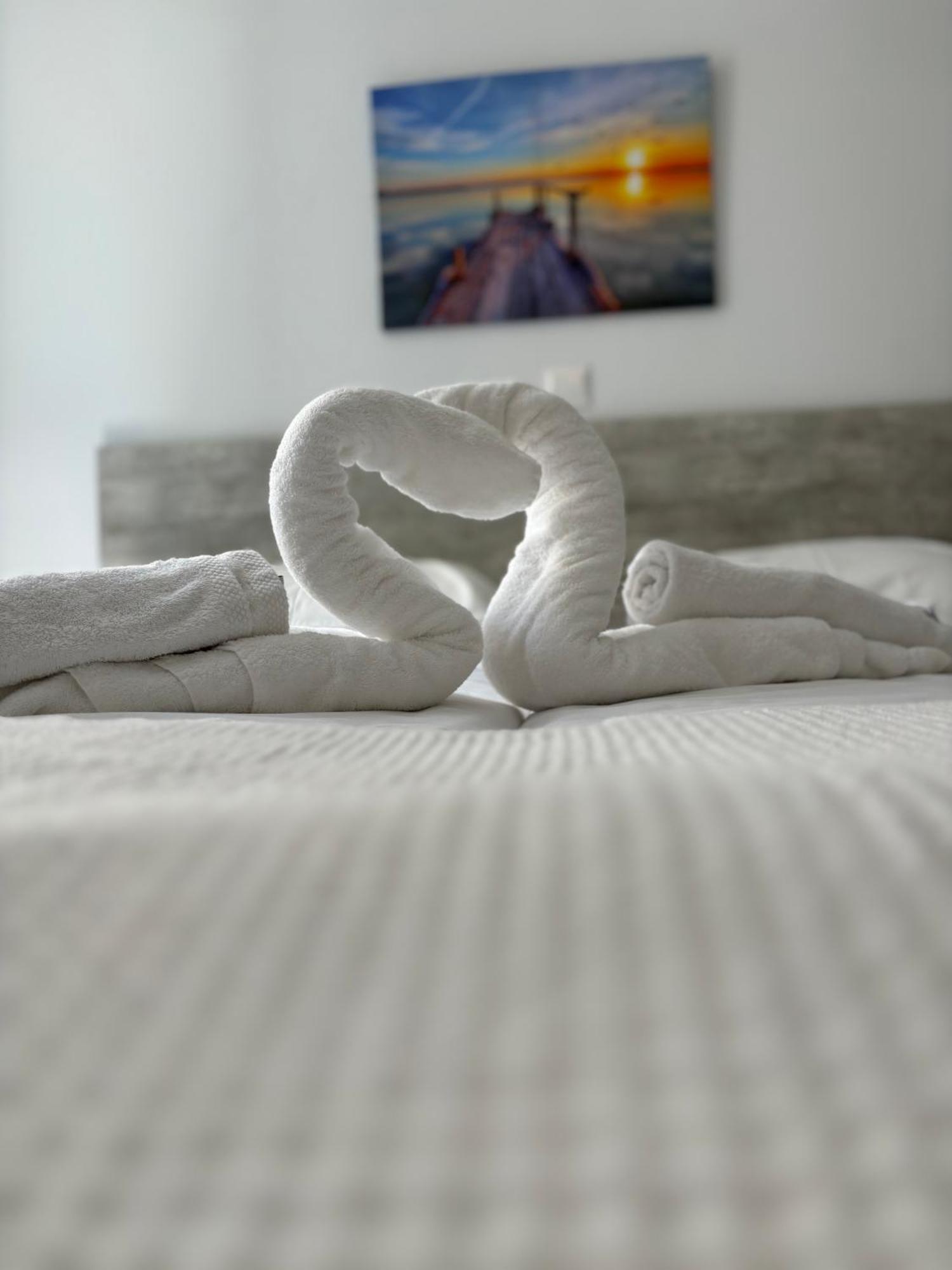 Luca Apts Napa Agia Napa Buitenkant foto